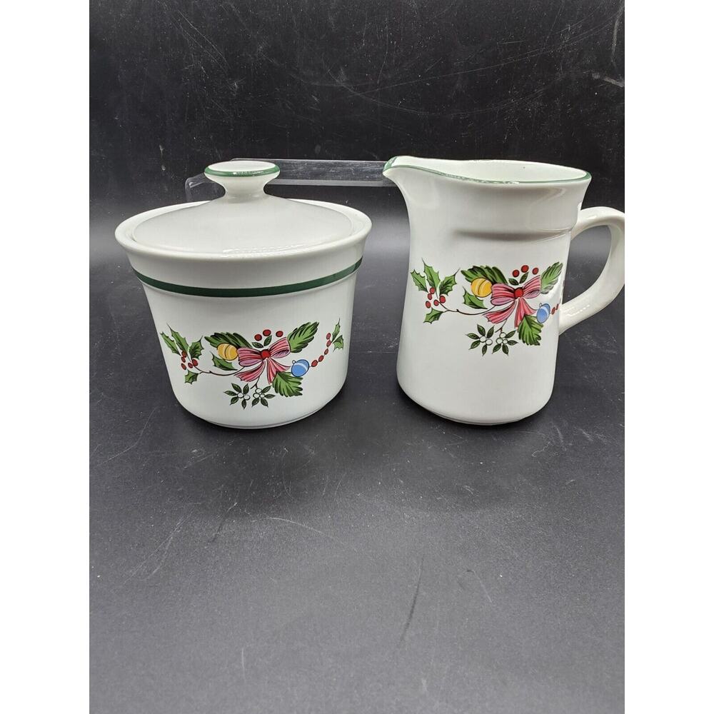 YAMAKA Japan Stoneware NOEL - CREAMER & SUGAR BOWL WITH LID